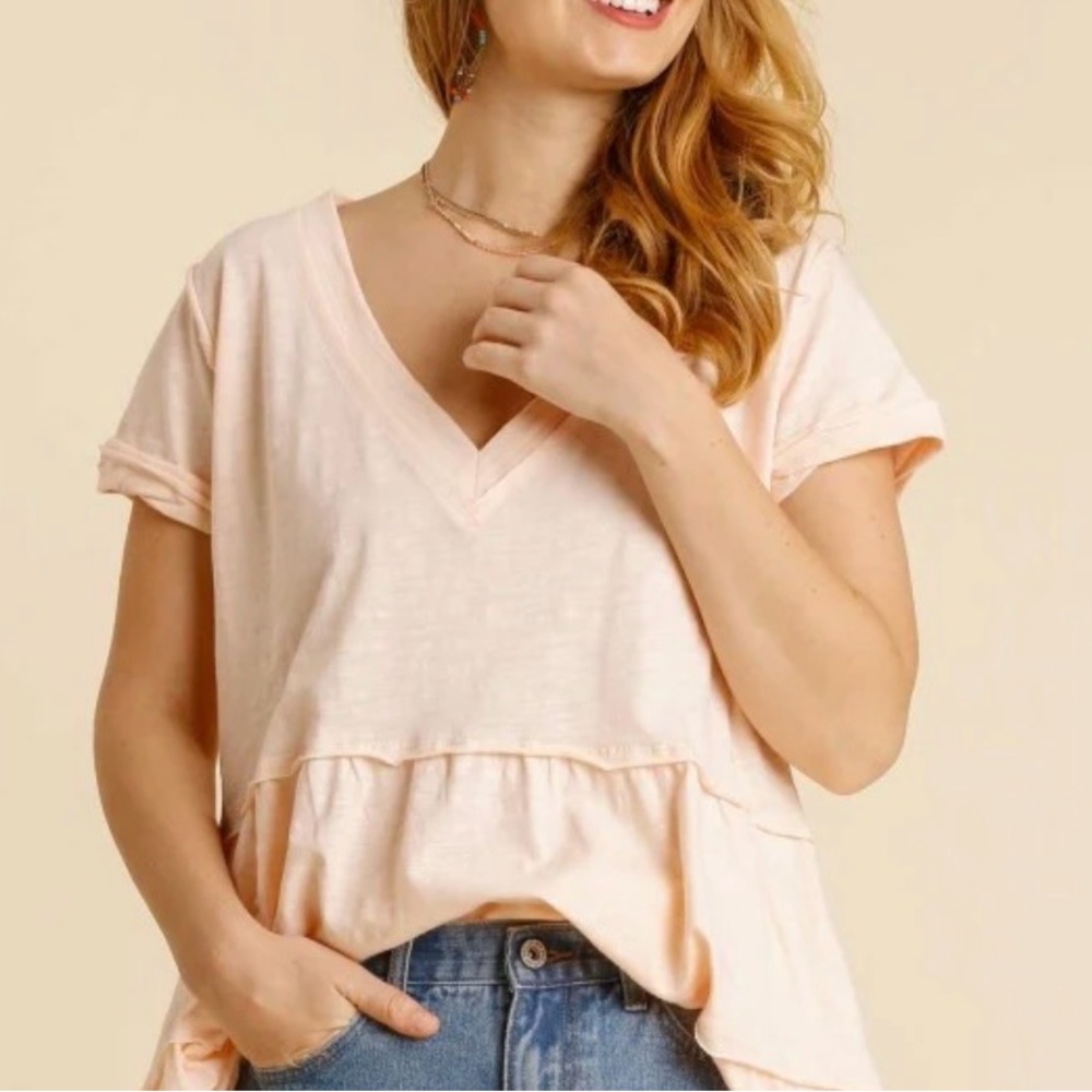 V-Neck Short Sleeve Tee in Light Blush